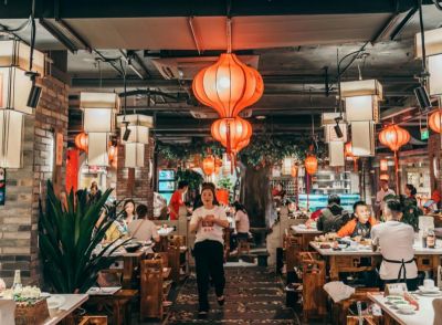 老火锅店如何装修气派又有特色？