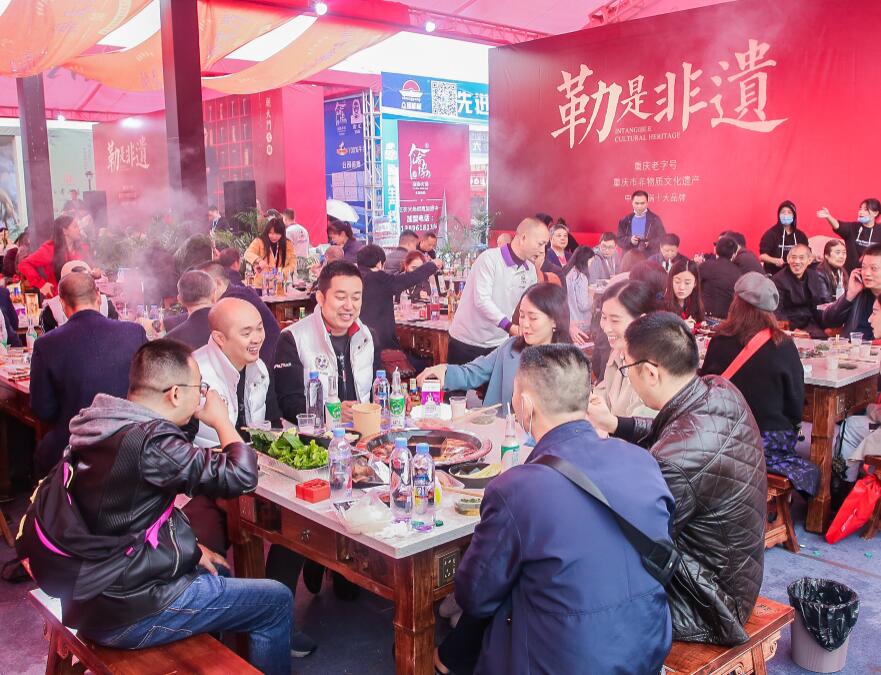 开火锅店真的赚钱吗？火锅的优势有哪些？