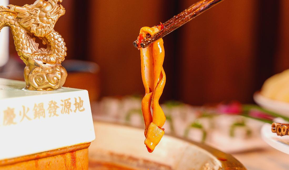 美味的重庆火锅，在家也能做，方法真简单！