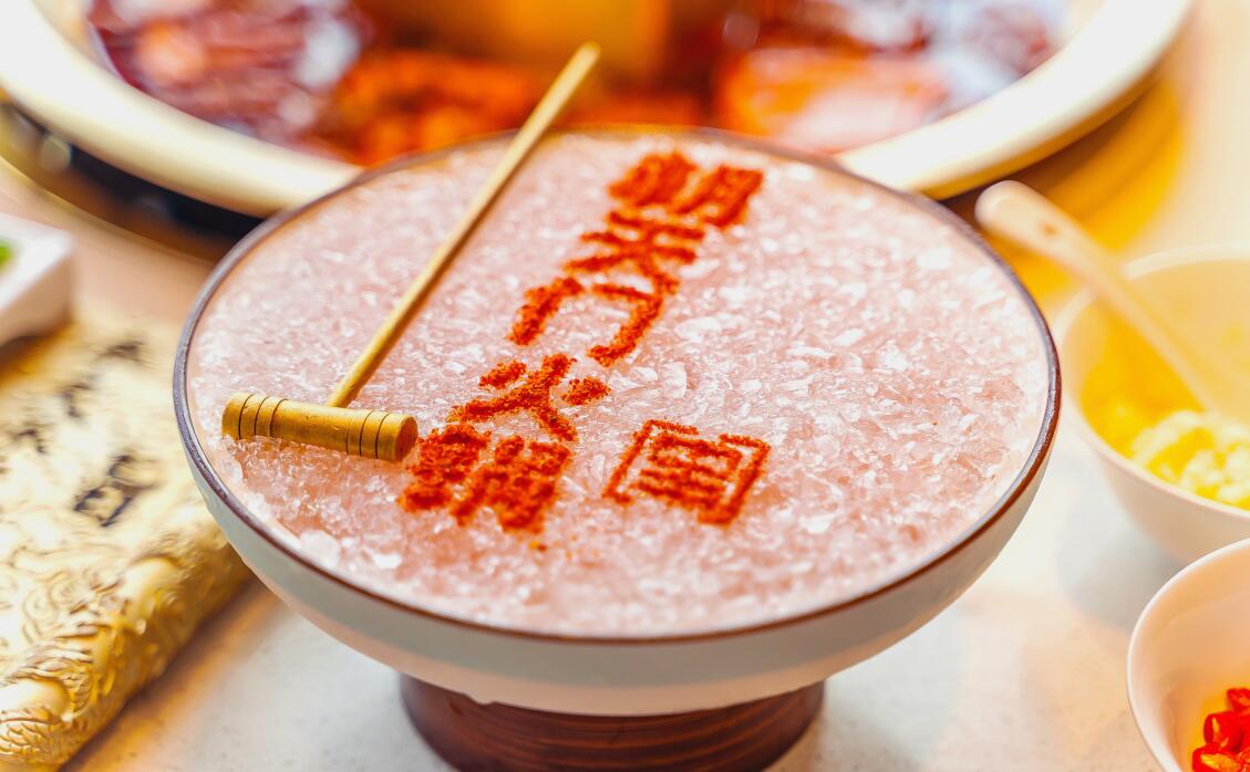 餐饮行业新招数，让顾客觉得占便宜，才能有效吸引顾客！