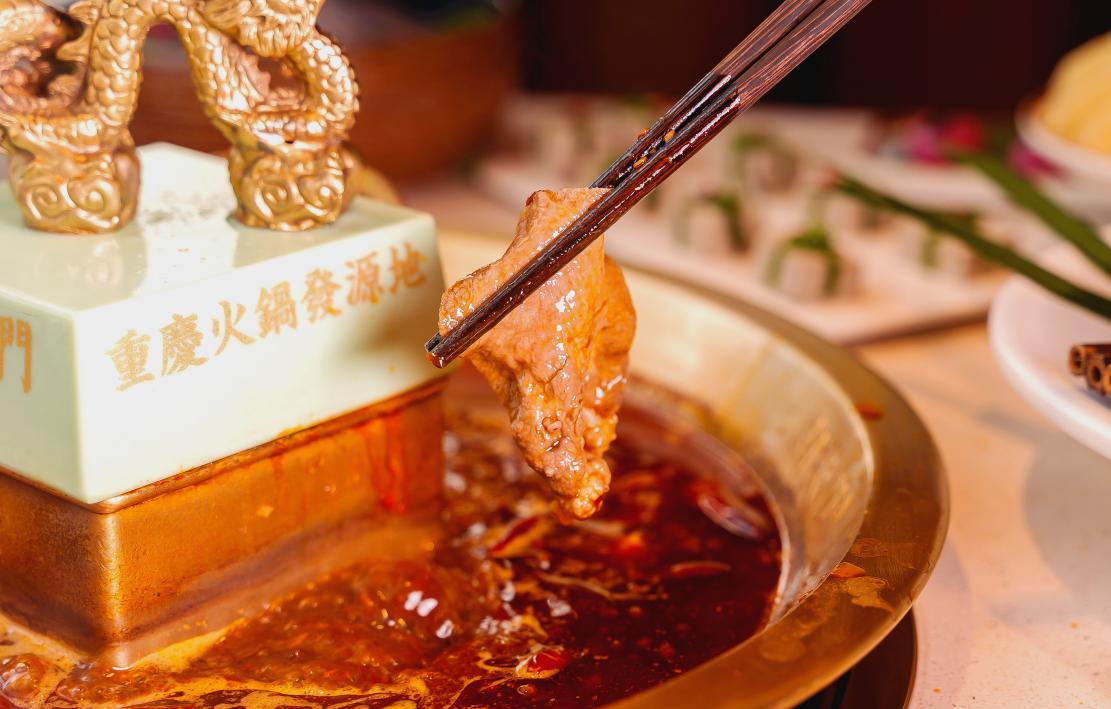 来重庆，火锅好吃？还是串串好吃？